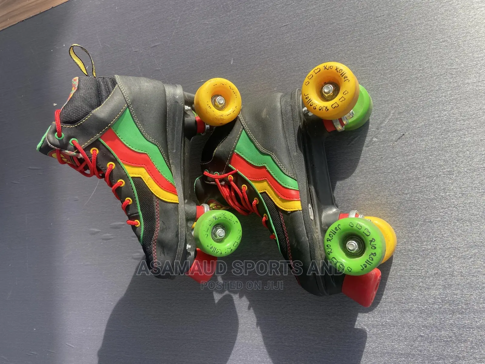 Original Roller Skating Shoes at Cool Price