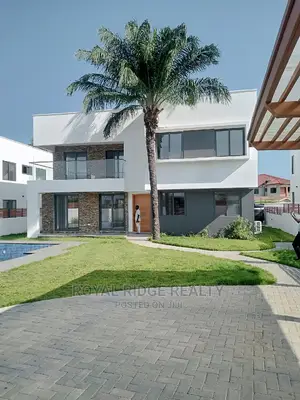4bdrm Townhouse / Terrace in Tseaddo, Accra Metropolitan for rent