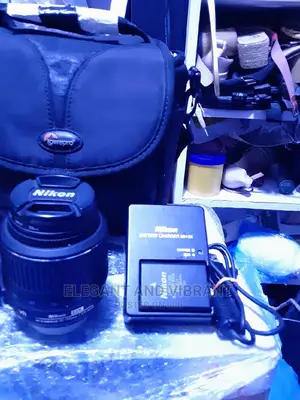 Nikon D3200 in Very Little Use Condition