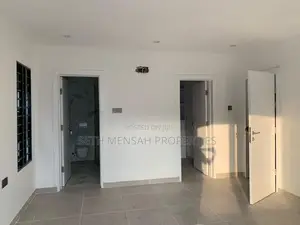 3bdrm House in Skm, Ghana Flag for sale