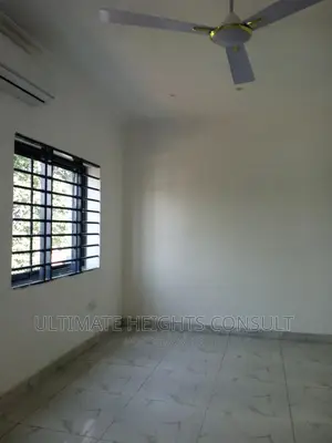 4bdrm Townhouse/Terrace in Achimota Mile 7 for Sale
