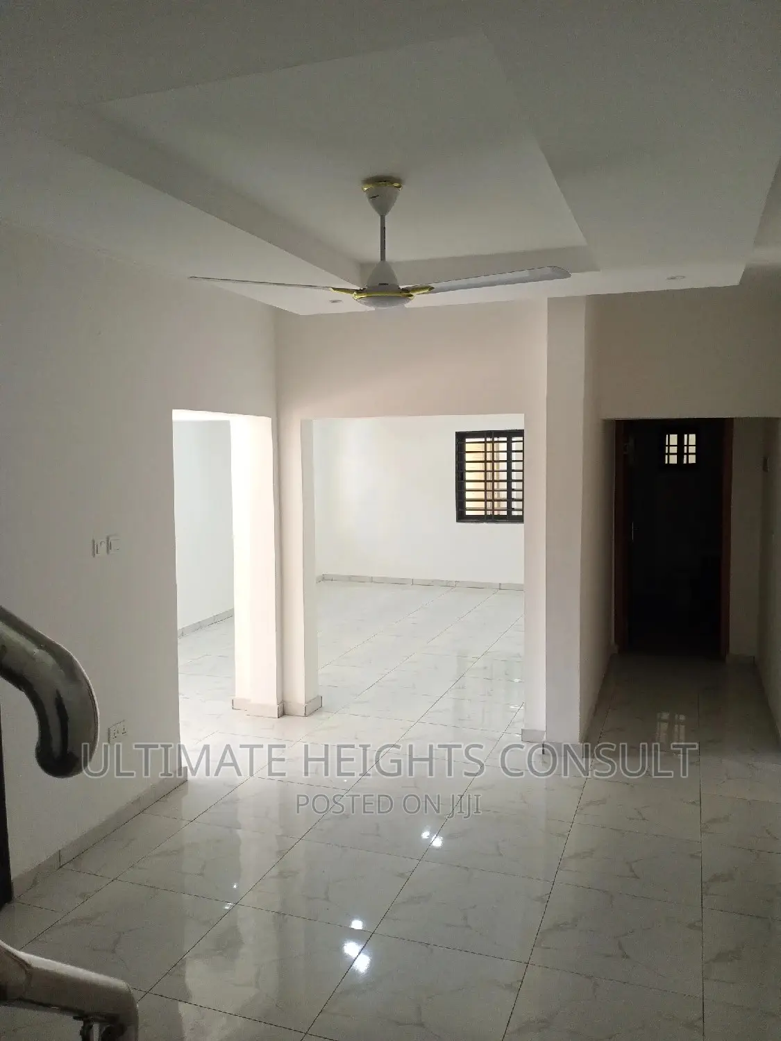 4bdrm Townhouse/Terrace in Achimota Mile 7 for Sale