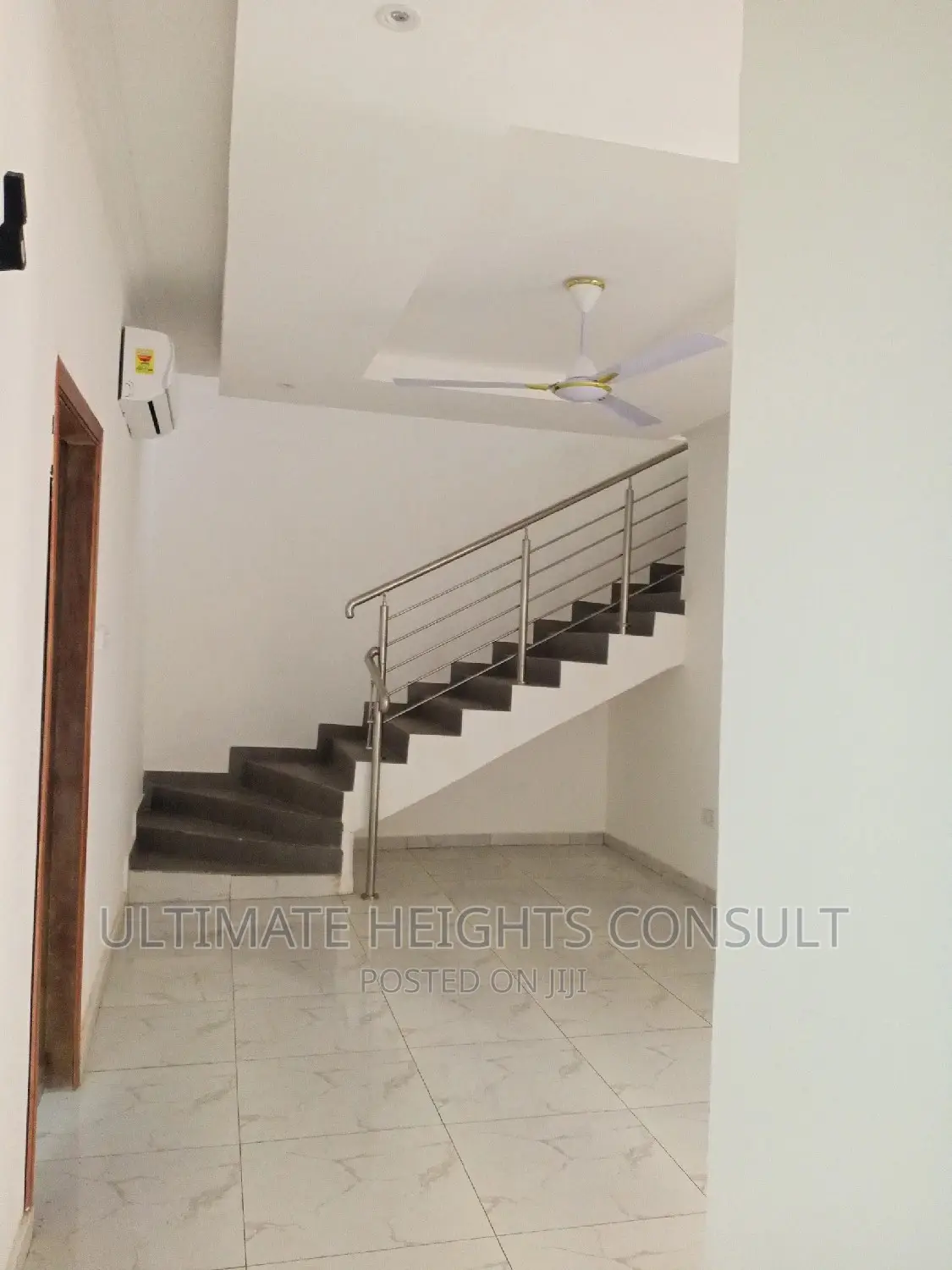 4bdrm Townhouse/Terrace in Achimota Mile 7 for Sale
