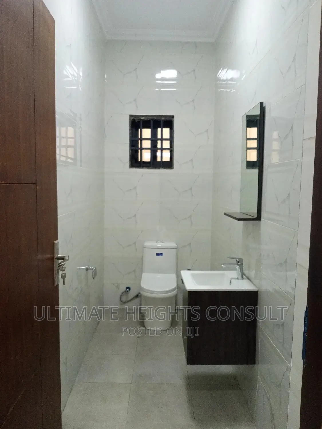 4bdrm Townhouse/Terrace in Achimota Mile 7 for Sale