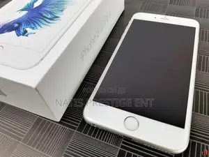 New Apple iPhone 6s 32 GB Silver