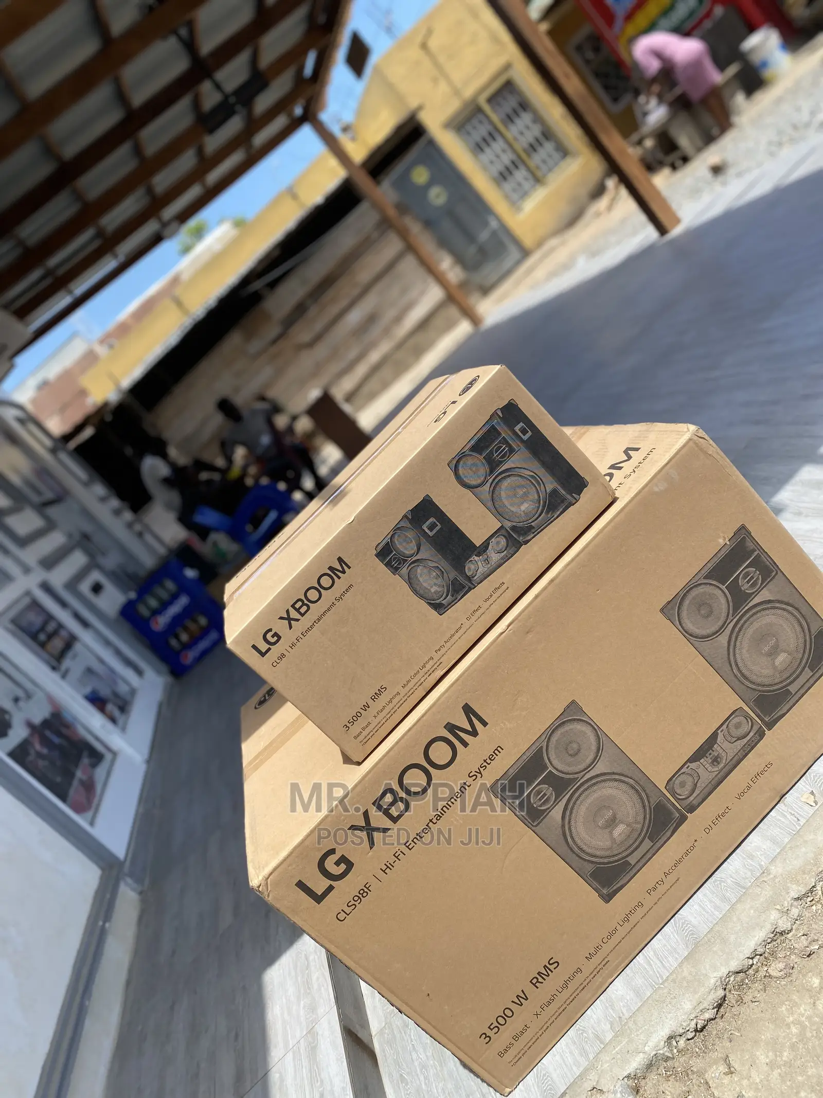 Newly in Stock LG Soundbar System(350W)With Voice Effect.$