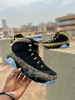 Air Jordan Retro 9 Black/Gold