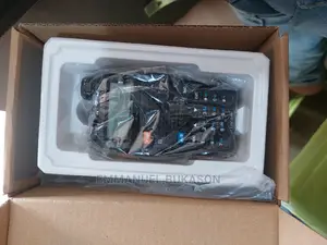 Walkie-Talkie With Keypad and Screen