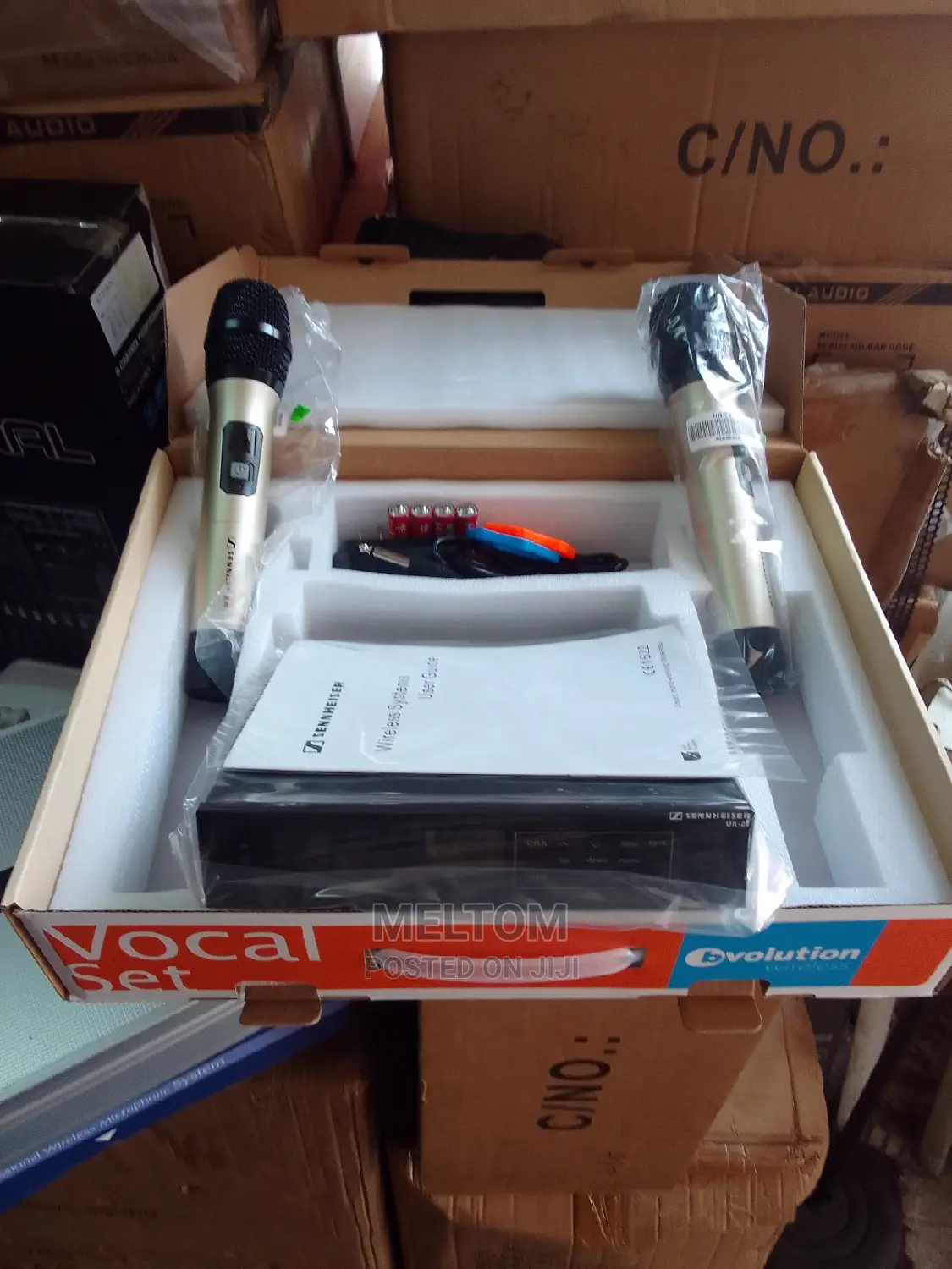 Sennheiser UR-24 2in1 Cordless Microphone