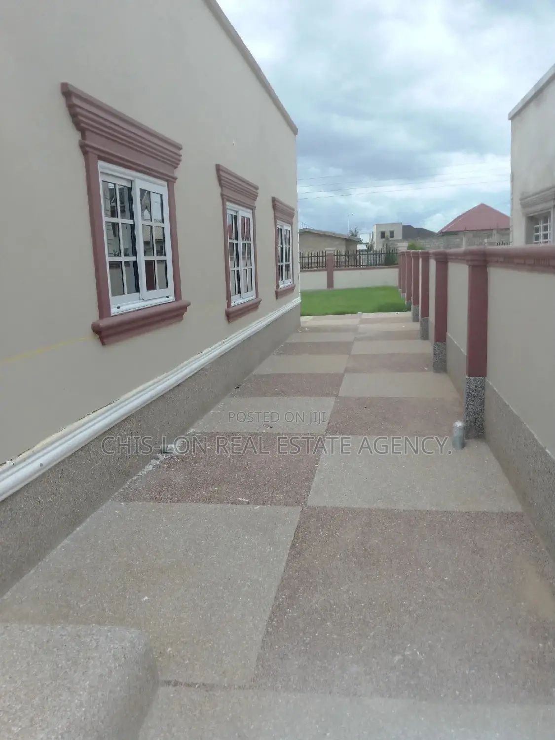 3bdrm House in Tuba Kasoa. for sale