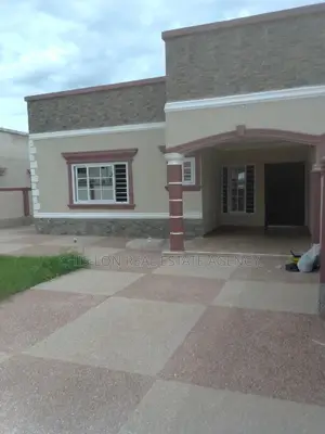3bdrm House in Tuba Kasoa. for sale