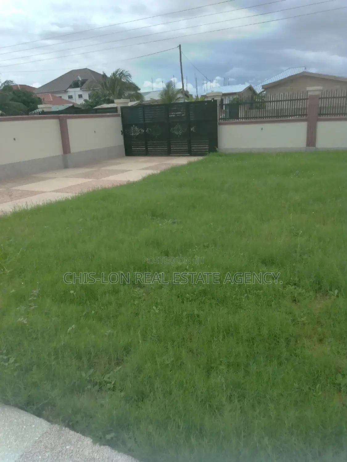 3bdrm House in Tuba Kasoa. for sale