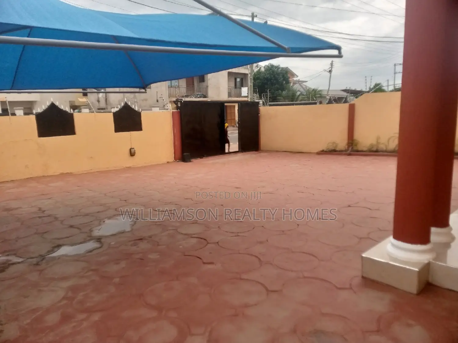Furnished 3bdrm House in Hfc Estate, Spintex for rent
