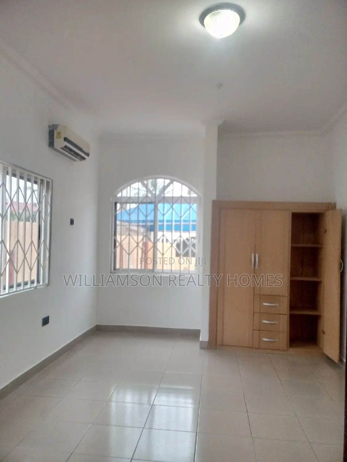 Furnished 3bdrm House in Hfc Estate, Spintex for rent