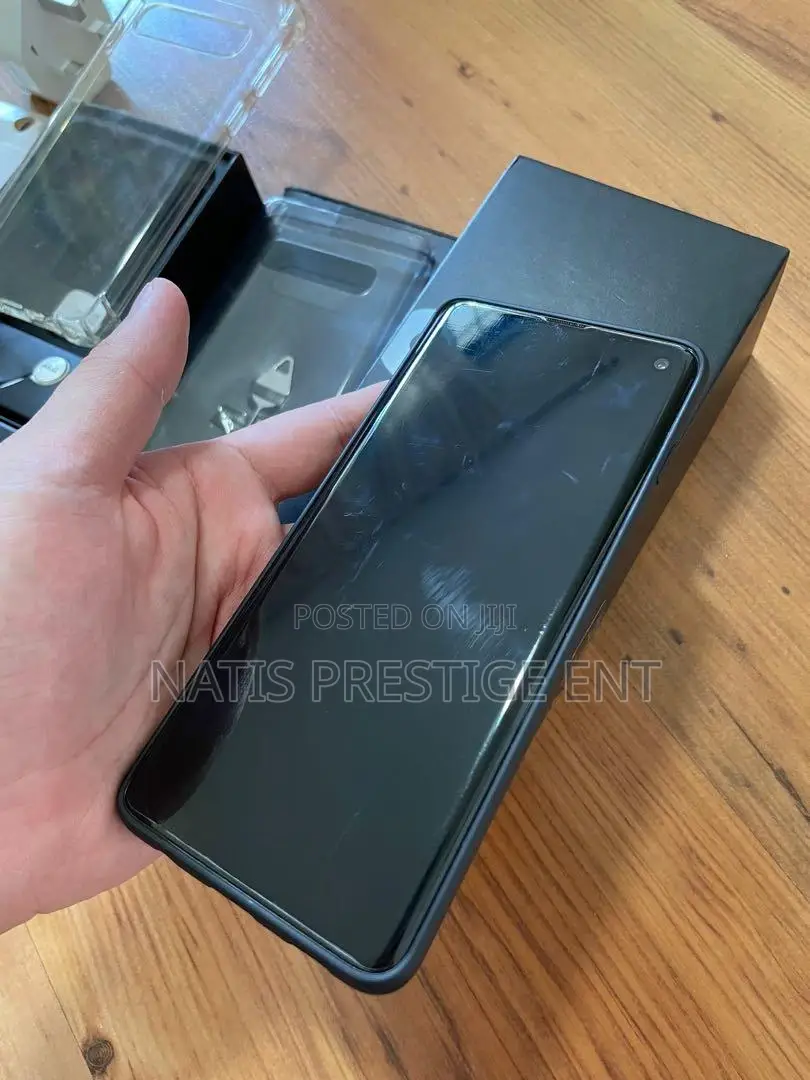 New Samsung Galaxy S10 Plus 128 GB Black