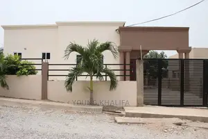 3bdrm House in Ahenfie Estate, Opeikuma for sale