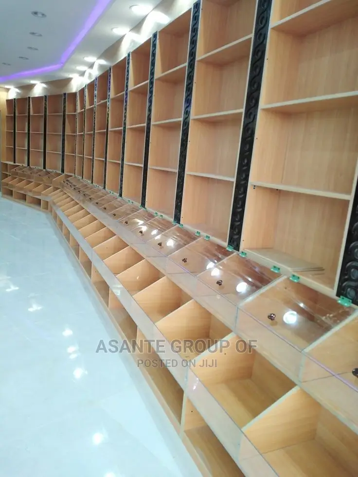 Quality and Modern Shelves for Super Markets and Malls