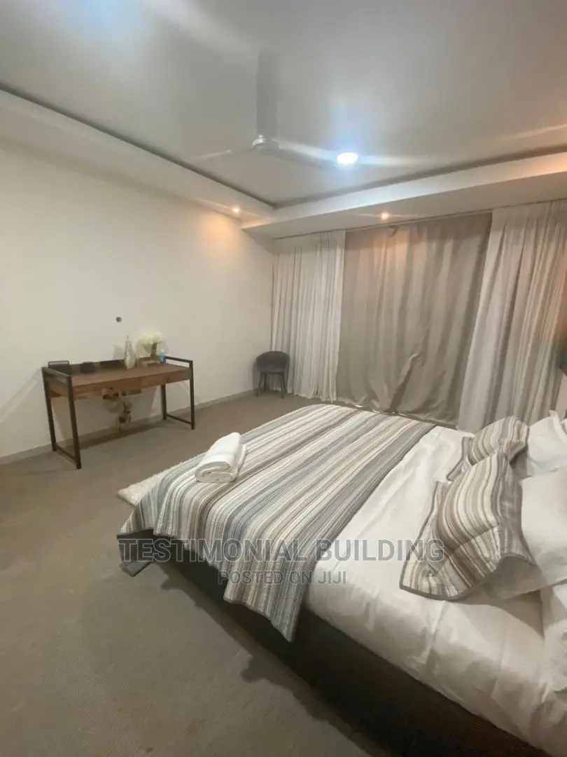 4bdrm House in Testimonial Building, Lake Side Estate for sale