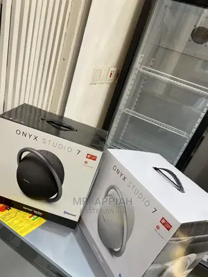 High Efficiency Sony Onyx (Studio 8) Bluetooth Speaker .: