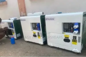 Generator Perkins) Generator 16500W / Silent 15kva Generator
