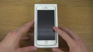 New Apple iPhone 6 Plus 64 GB Gold