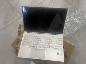 New Laptop HP Pavilion 15 8GB Intel Core I5 SSD 512GB