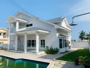 4bdrm Townhouse / Terrace in Cantonments for rent