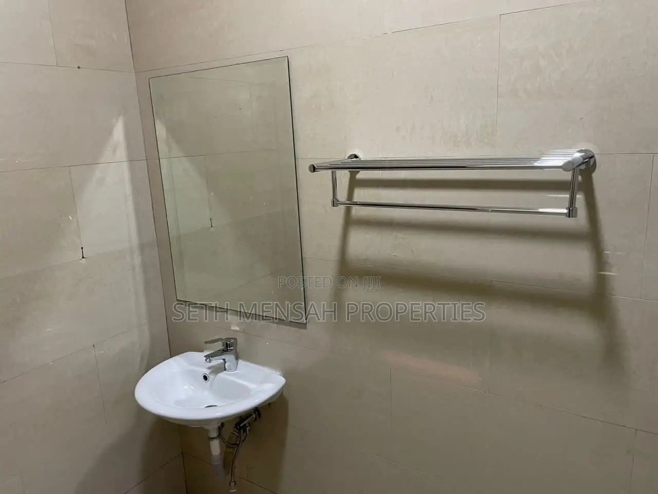 Furnished 4bdrm House in Labone for rent