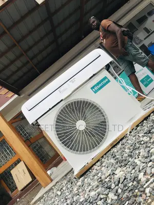 Brand New in Box Hisense 2.5hp Split Airconditioner Gas R410