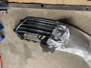 Hyundai Elantra 2017 Front Bumper Grill