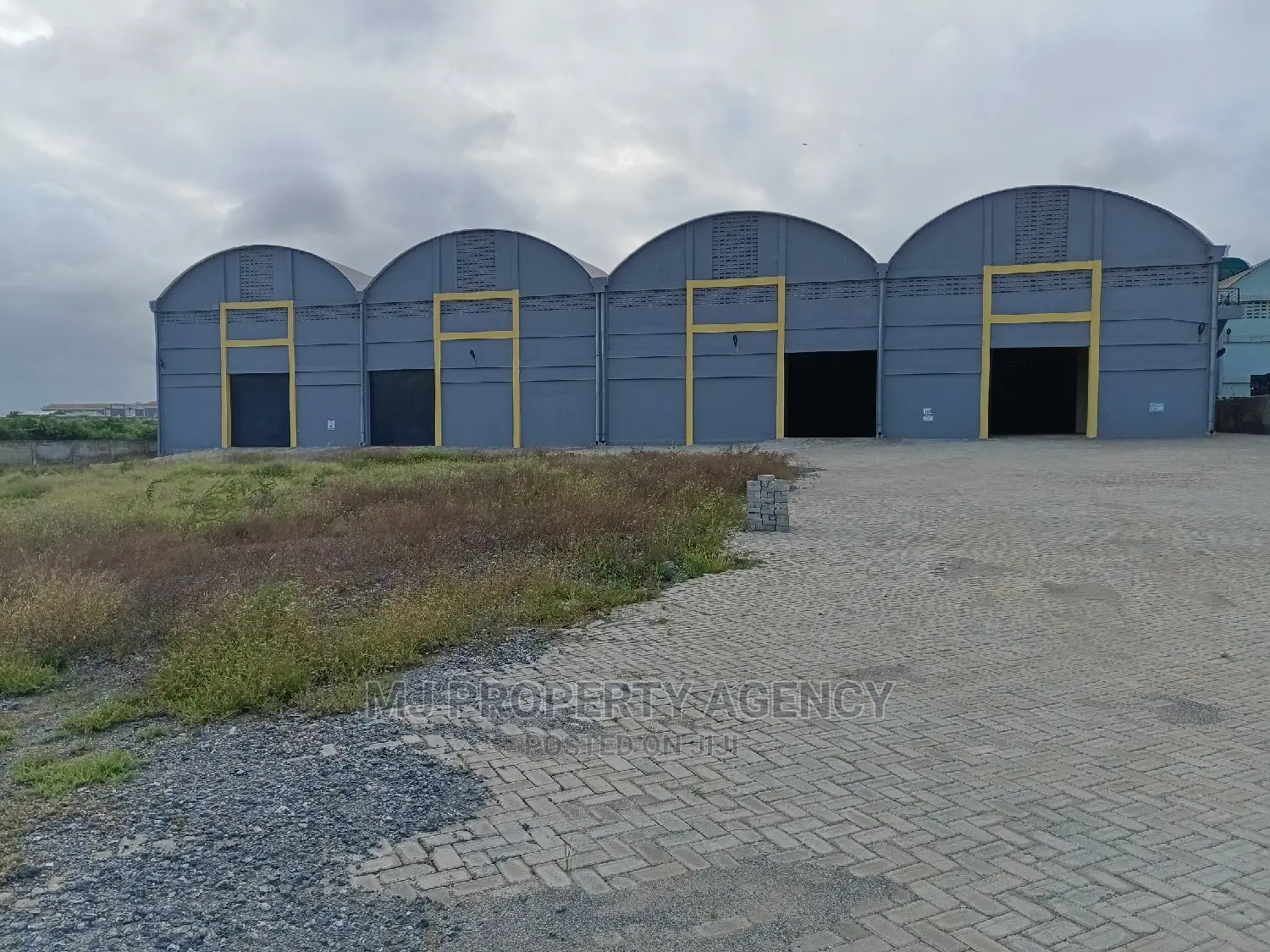 5000 SQM Warehouse With Offices at Tema
