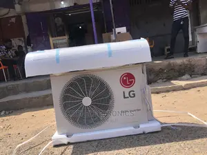 Simple Slim Design LG S4-Q24k23qe 2.5HP DUALCOOL Inverter