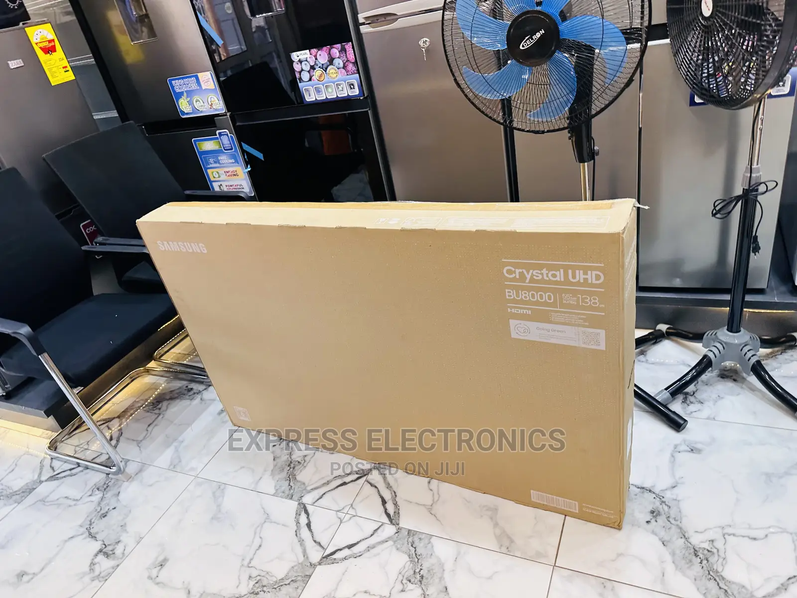 Crystal Glossy Black UHD Samsung Bu8000 55” Tv