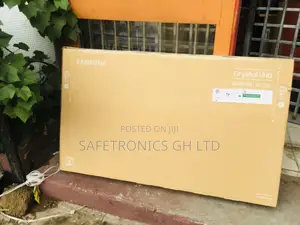 Clear Samsung LED Glossy BU80 138cm 