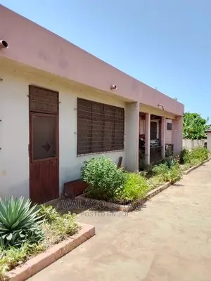 4bdrm House in Walako Estate, Tesano for sale