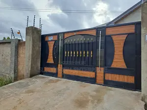 Furnished 6bdrm House in Amasaman for sale