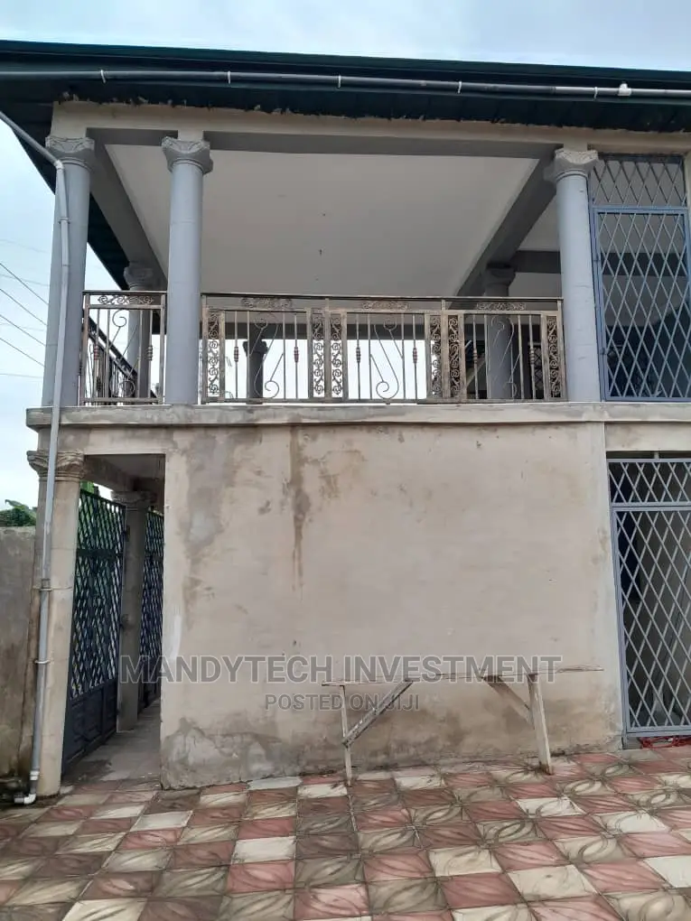 10bdrm Mansion in Kumasi Metropolitan for sale