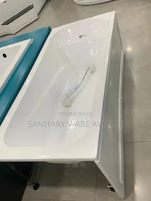 Bathtub With Panel - Straight Bathtub