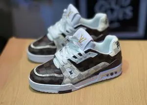 Louis Vuitton Sneakers