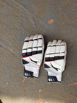 Slazenger Cricket Gloves for Adult