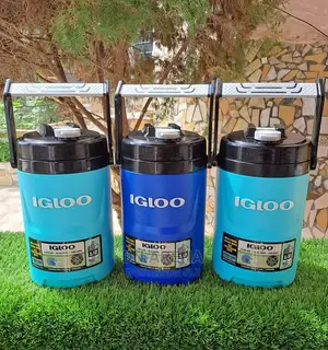 Igloo 1/2 Gallons Insulated
