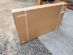 Home  Cinema  UHD Samsung Smart 65”Au7092