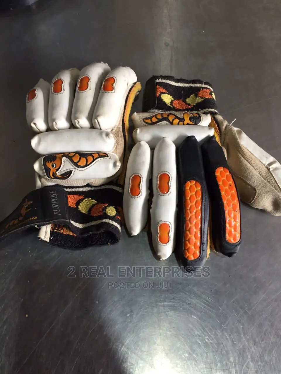 Cricket Gloves