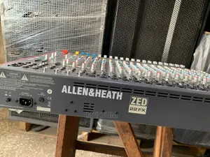 ALLEN HEATH ZED22FX 22channels Raw Mixer