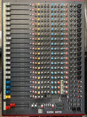 ALLEN HEATH ZED22FX 22channels Raw Mixer