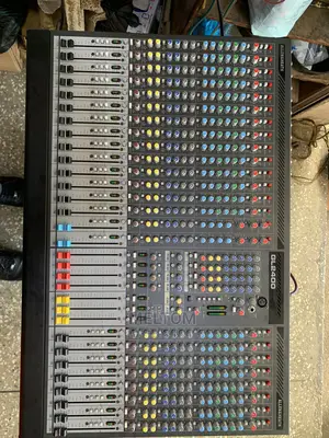 24channels Raw Mixer (Allen Heath GL2400)