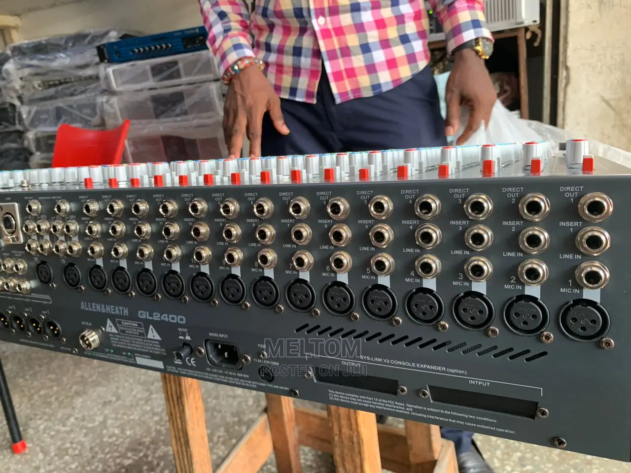 24channels Raw Mixer (Allen Heath GL2400)