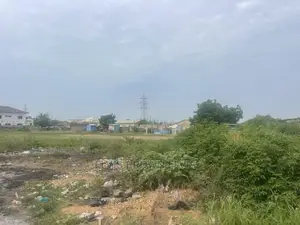 Do Call for a Roadside Plots of Land for Sale at Botwe