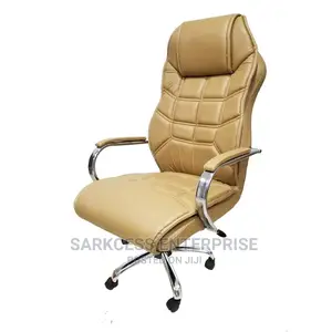 High Quality Leather Executive Swivel Office Chair - Brown