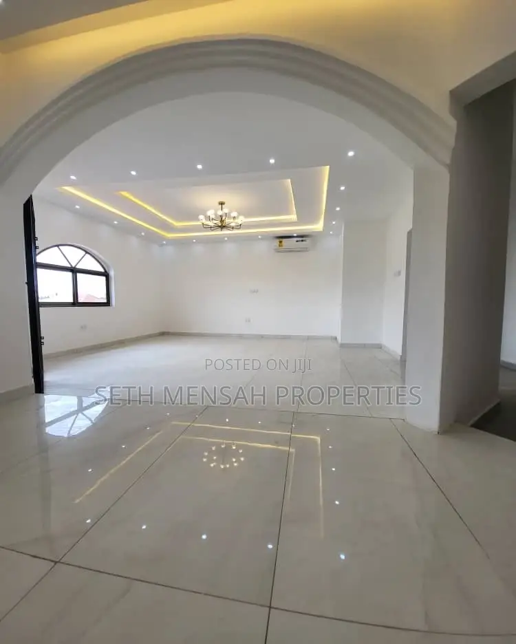3bdrm Apartment in East Legon for rent